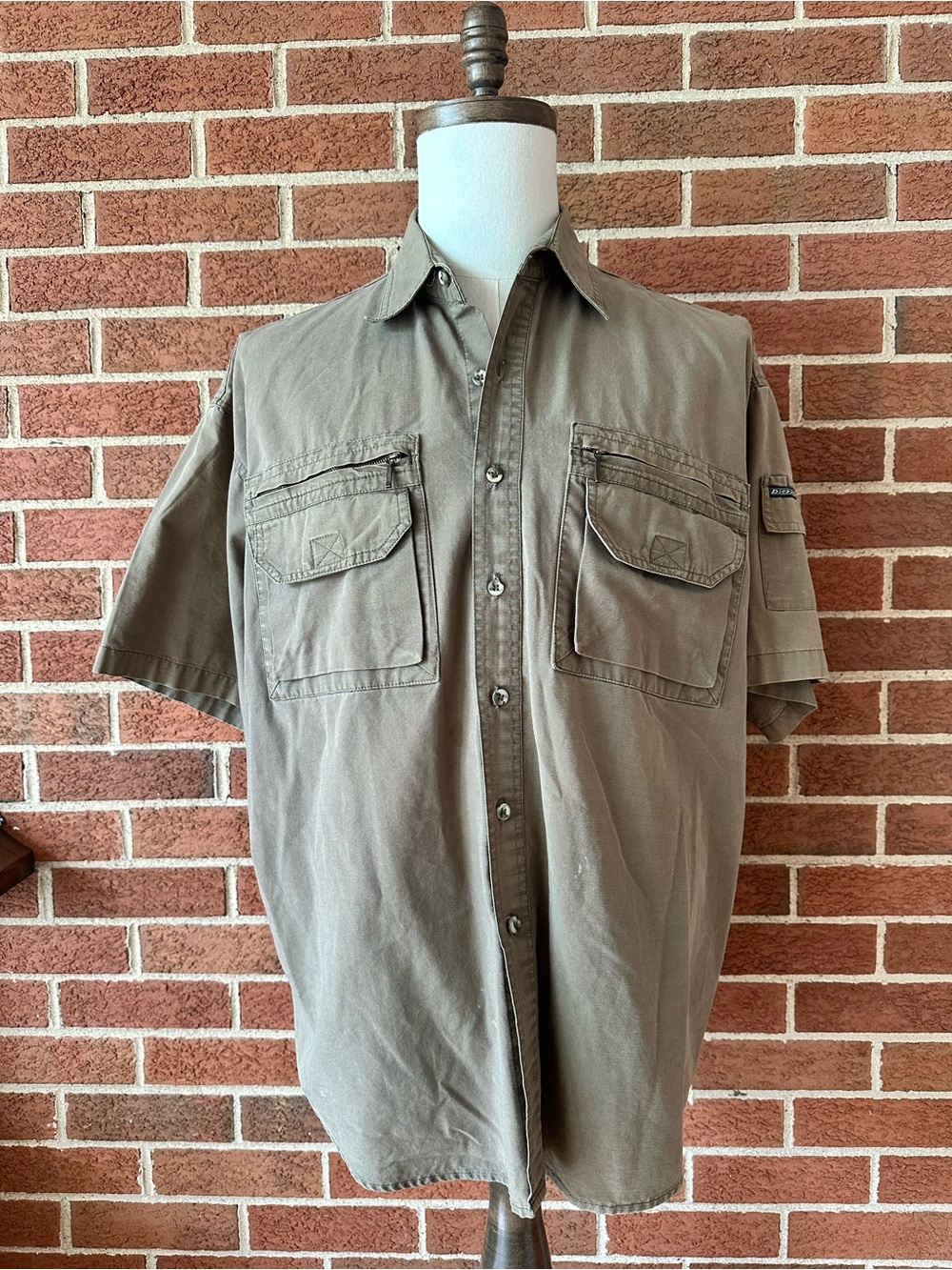 Dickies Utility Work Shirt Men’s XL Khaki Short Sleeve Button Up Cargo Olive